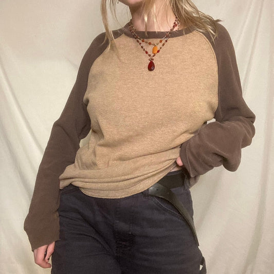 Amara Y2K Pullover