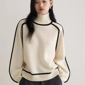 Amara Turtleneck Pullover
