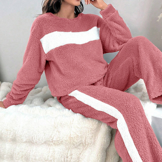Corvian Lounge Set