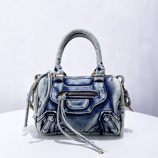 Darvain Crossbody Bag
